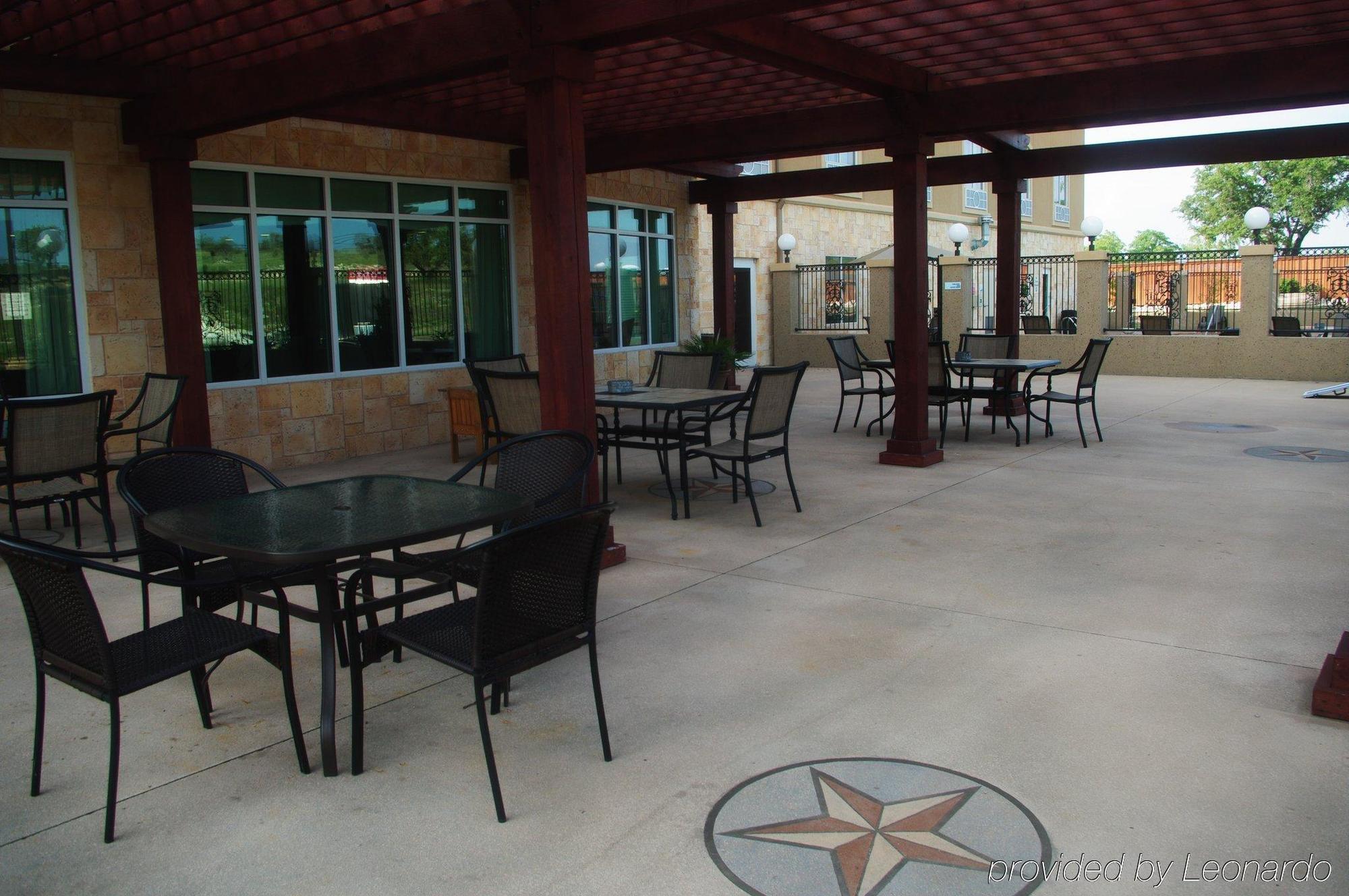 Holiday Inn Express Glen Rose By Ihg Exterior photo