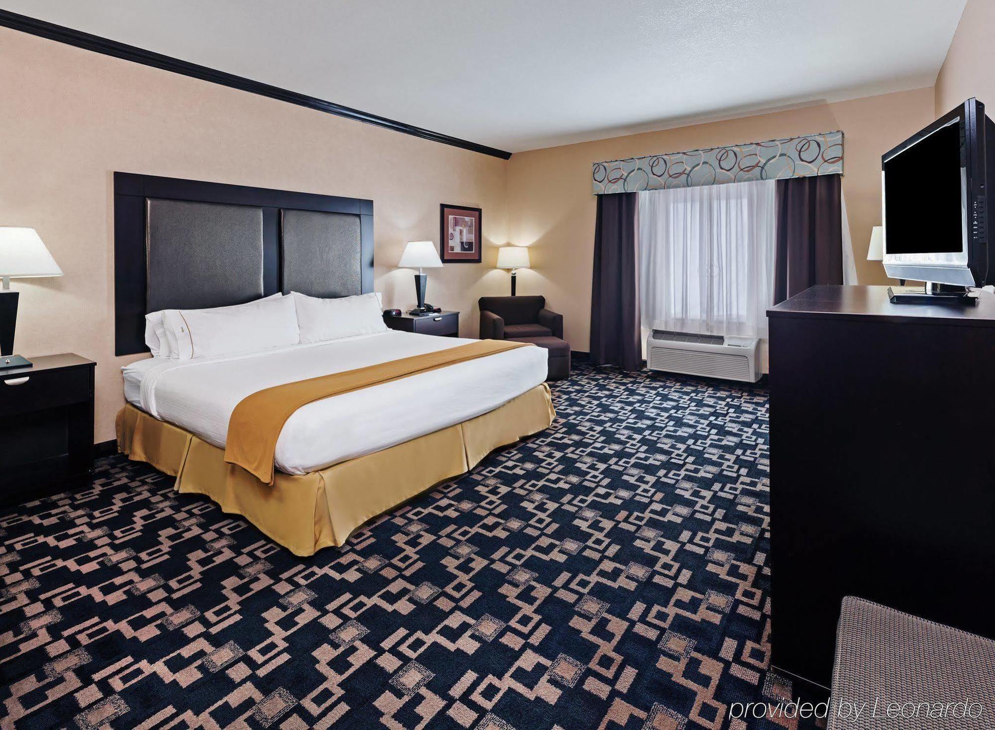 Holiday Inn Express Glen Rose By Ihg Exterior photo